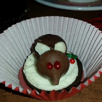 Bally's Dover Casino Resort - Cute welcome desert one the table... - Casinos Near Me - Dover, Delaware