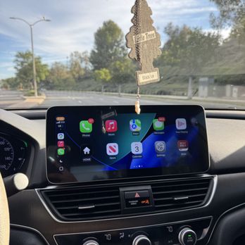 OC Stereo & Tint - CarPlay touch screen - Car Stereo Installation Near Me - Santa Ana, California OC Stereo & Tint - CarPlay touch screen - Car Stereo Installation Near Me - Santa Ana, California
