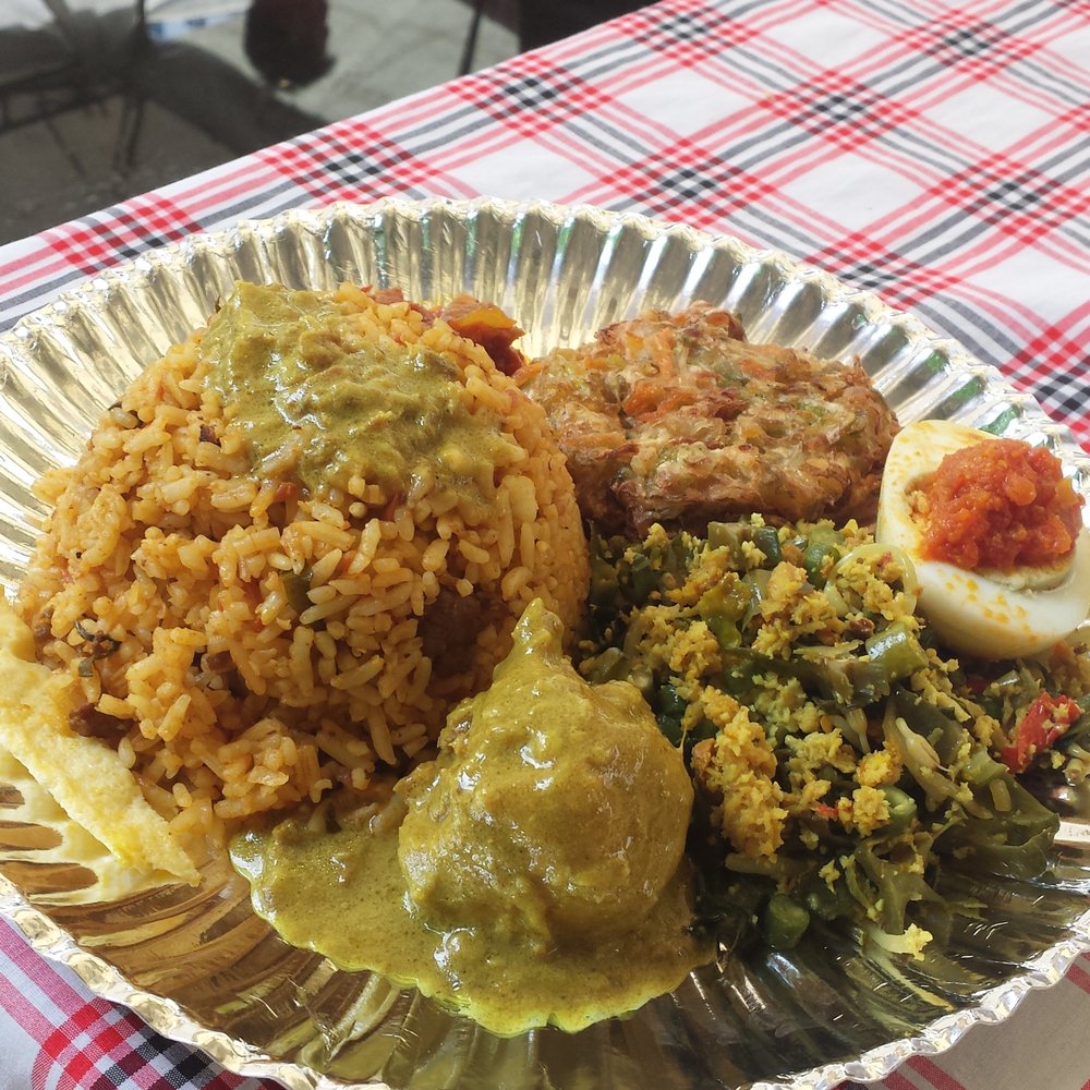 Wardo Restaurant-Warung Indo - The #8 platter - not bad for 100 pesos! (120 with the egg!) - Indonesian Near Me - Makati, NCR Wardo Restaurant-Warung Indo - The #8 platter - not bad for 100 pesos! (120 with the egg!) - Indonesian Near Me - Makati, NCR