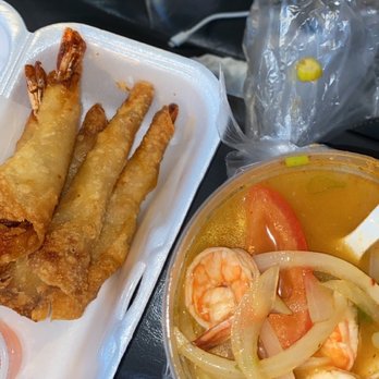 Paula's Thai Kitchen - Shrimp Blanket, Tom Yum Soup - Thai Near Me - Chicago, Illinois Paula's Thai Kitchen - Shrimp Blanket, Tom Yum Soup - Thai Near Me - Chicago, Illinois