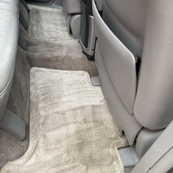 Sammy's Detail - Floor mats from 2005. Look how clean they are now. - Car Wash Near Me - Antlers, Oklahoma Sammy's Detail - Floor mats from 2005. Look how clean they are now. - Car Wash Near Me - Antlers, Oklahoma