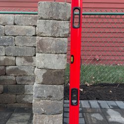 Suncraft - Leaning grill wall because suncraft doesn't know how to build plumb or level