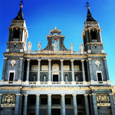 Catedral de Santa María la Real de la Almudena by null