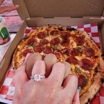 Zefs Pizza - Pizza Near Me - Kahuku, Hawaii Zefs Pizza - Pizza Near Me - Kahuku, Hawaii