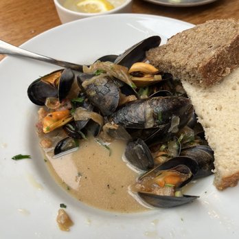 Ubiquitous Chip - Mussels - Bars Near Me - Glasgow, GLG Ubiquitous Chip - Mussels - Bars Near Me - Glasgow, GLG