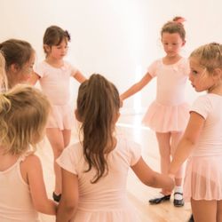 SD Dance With Me