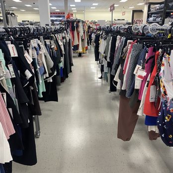 TJ Maxx - Tidy aisles - Department Stores Near Me - San Clemente, California