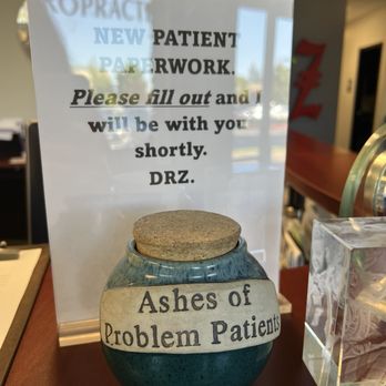 Z Chiropractic Clinic - Chiropractors Near Me - Roseville, California