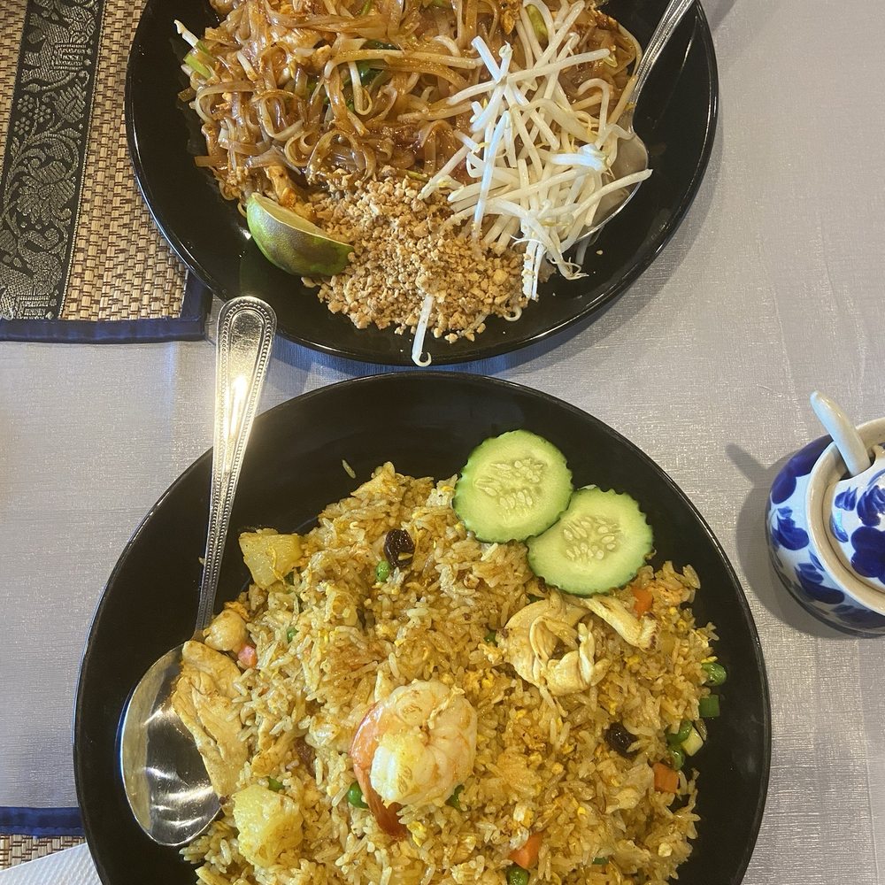 Thai Soul Kitchen - Pad Thai and Pineapple Fried Rice - Thai Near Me - San Jose, California Thai Soul Kitchen - Pad Thai and Pineapple Fried Rice - Thai Near Me - San Jose, California