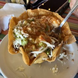 Taco salad w ground beef Taco salad w ground beef