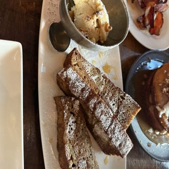 Tanner Smiths - Banana Bread - Cocktail Bars Near Me - New York, New York