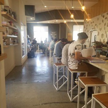 The Combine Kitchen - Ample seating with a mix of people working/studying and catching up. - Coffee & Tea Near Me - Rancho Cucamonga, California