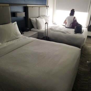 SpringHill Suites by Marriott Chicago Chinatown - Room - Hotels Near Me - Chicago, Illinois