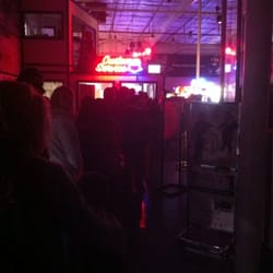 Jacksonville Ice & Sportsplex - It's cold as ish and this line OMG