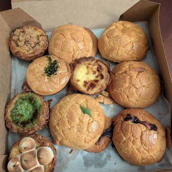 Pineapple King Bakery - Fremont - Ten blessings box - Bakeries Near Me - Fremont, California Pineapple King Bakery - Fremont - Ten blessings box - Bakeries Near Me - Fremont, California
