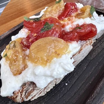 Terra - crostone con Stracciatella - 5/5 - Italian Near Me - Santa Clara, California Terra - crostone con Stracciatella - 5/5 - Italian Near Me - Santa Clara, California