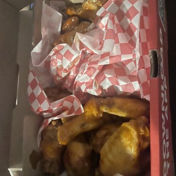 Wing Snob - 20 wings for a good deal! - Chicken Wings Near Me - Allen, Texas