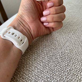 Harmony Nail Lounge - This mani is a week old! - Nail Salons Near Me - Escondido, California