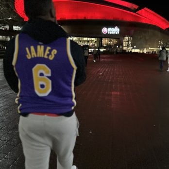 Moda Center - Stadiums & Arenas Near Me - Portland, Oregon
