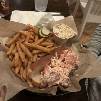 Stewman's Lobster Pound - Maine lobster roll - Seafood Near Me - Bar Harbor, Maine Stewman's Lobster Pound - Maine lobster roll - Seafood Near Me - Bar Harbor, Maine