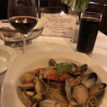 Ristorante Il Valentino - Linguine with clams - Italian Near Me - Berlin, BE Ristorante Il Valentino - Linguine with clams - Italian Near Me - Berlin, BE