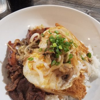 Da Kitchen Maui - Kanak Attack Combo Moco - Hawaiian Near Me - Kihei, Hawaii