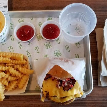 Shake Shack Henderson - Could be upwards of 1900 calories in this meal - Burgers Near Me - Henderson, Nevada Shake Shack Henderson - Could be upwards of 1900 calories in this meal - Burgers Near Me - Henderson, Nevada