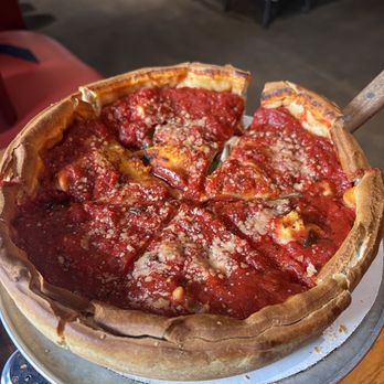 Giordano's - Pizza Near Me - Chicago, Illinois