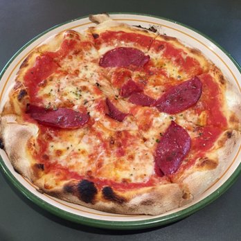 La Tombola - Eine kleine Pizza Salami - Pizza Near Me - Essen, NW