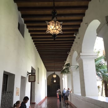 Santa Barbara County Courthouse - Landmarks & Historical Buildings Near Me - Santa Barbara, California Santa Barbara County Courthouse - Landmarks & Historical Buildings Near Me - Santa Barbara, California