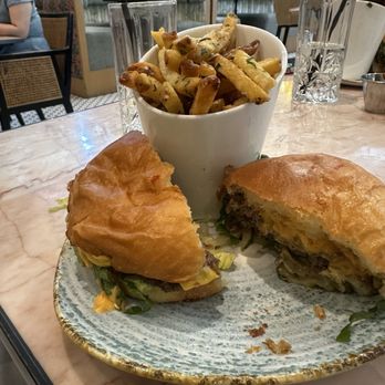 Paradiso - Burger - Bars Near Me - Dallas, Texas Paradiso - Burger - Bars Near Me - Dallas, Texas