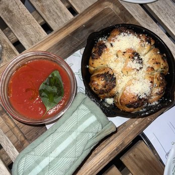 Roey's - Garlic knots - Pizza Near Me - New York, New York Roey's - Garlic knots - Pizza Near Me - New York, New York