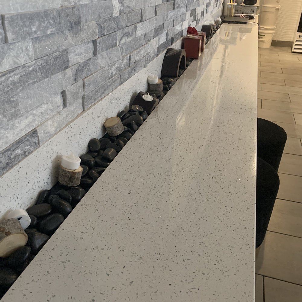 Aloha - Little eating bar - Poke Near Me - Quakertown, Pennsylvania