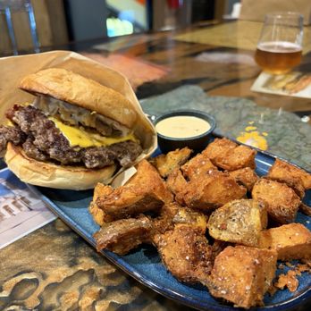 Rustic Nomads - Double cattleman burger - Food Trucks Near Me