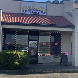 The Salad Palace - Front of store