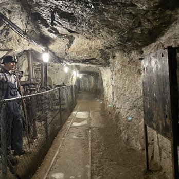 Sterling Hill Mining Museum - Museums Near Me - Ogdensburg, New Jersey