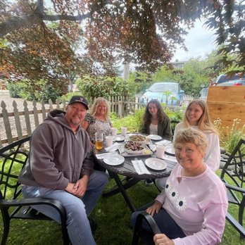Pacific Pantry Eatery - Lovely grassy lawn out back - Delis Near Me - Sequim, Washington