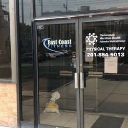 Palisades Medical Center Physical Therapy - Entrance on 77th and River Road