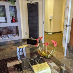 Peachtree Dental Care - Their mini lobby.