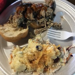The Slow Food Truck - Pulled pork and "slo-po" - perfect!