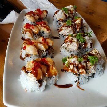 Sushi Mania - Scallops and seared salmon. 7.95 each - Japanese Near Me - Vancouver, British Columbia Sushi Mania - Scallops and seared salmon. 7.95 each - Japanese Near Me - Vancouver, British Columbia