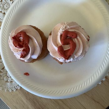 The French Bakery - 2 Little Pink Cupcakes for My 95 Year Old Mother's Birthday. - Bakeries Near Me - Costa Mesa, California The French Bakery - 2 Little Pink Cupcakes for My 95 Year Old Mother's Birthday. - Bakeries Near Me - Costa Mesa, California