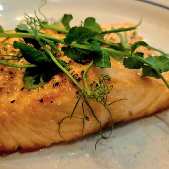 Hannon’s Block - Salmon - Salad Near Me - Toledo, Ohio