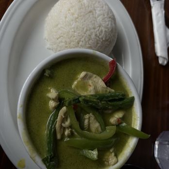 Thai Cuisine II - Green chicken curry with white rice - Thai Near Me - Merced, California