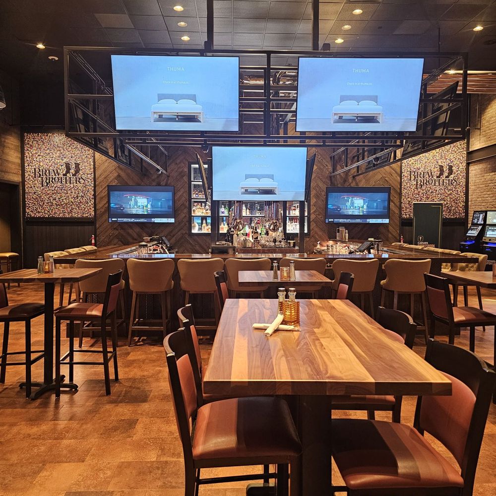 Full bar