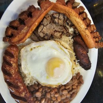 Queens Comfort - Chicharones - Latin American Near Me - Richmond, Virginia