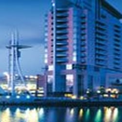 Quayside MediaCityUK - Http://www.lowryoutletmall.com
