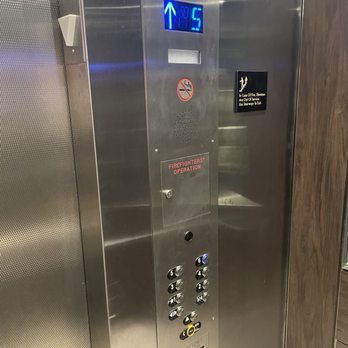 DoubleTree by Hilton Lafayette East - Elevator at the DoubleTree - Hotels Near Me - Lafayette, Indiana DoubleTree by Hilton Lafayette East - Elevator at the DoubleTree - Hotels Near Me - Lafayette, Indiana
