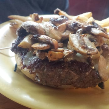 Oscar's Pub & Grill - The Big Hongo - New American Near Me - Milwaukee, Wisconsin