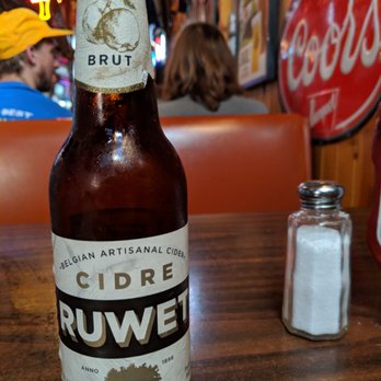 El Bait Shop - The best traditional dry cider that I have had in a long time! - Bars Near Me - Des Moines, Iowa